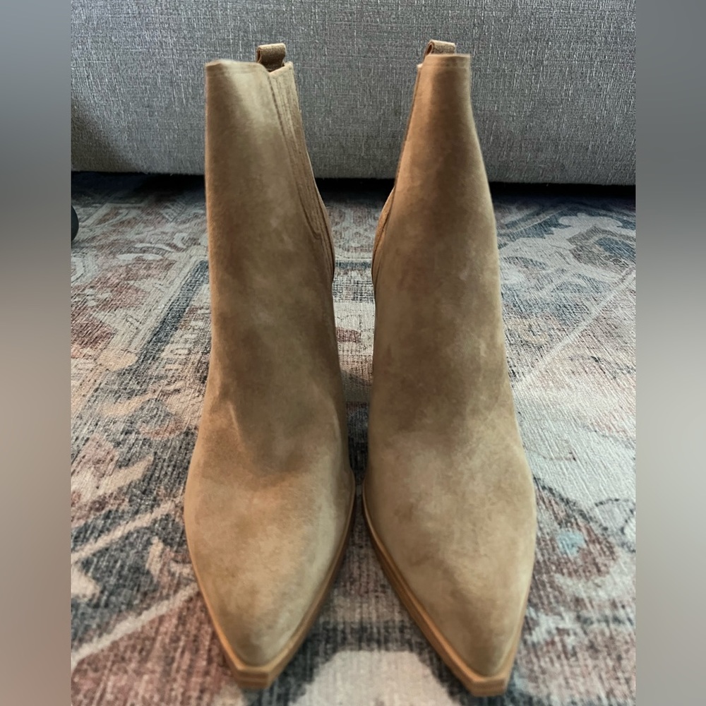 Marc Fisher LTD Oshay Pointed Toe Bootie in Medium Natural Suede Size 8.5
